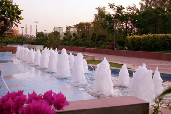Geyser Jet Fountain